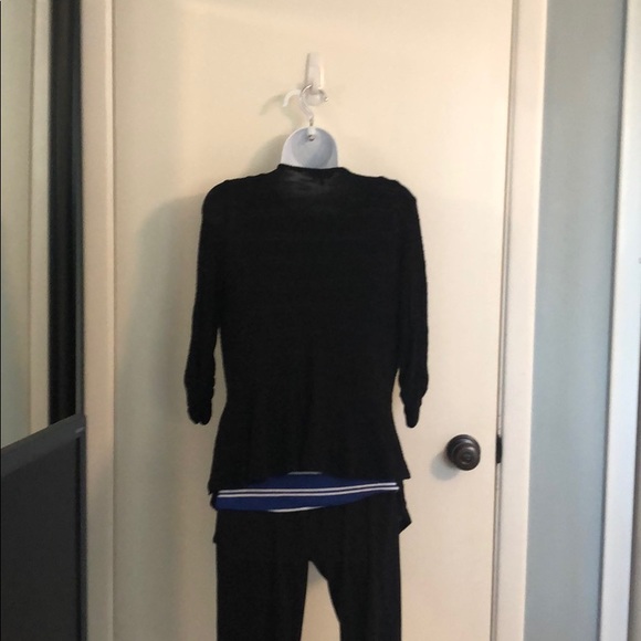 Candie’s basic Quarter Sleeve Black Cardigan - Picture 2 of 3